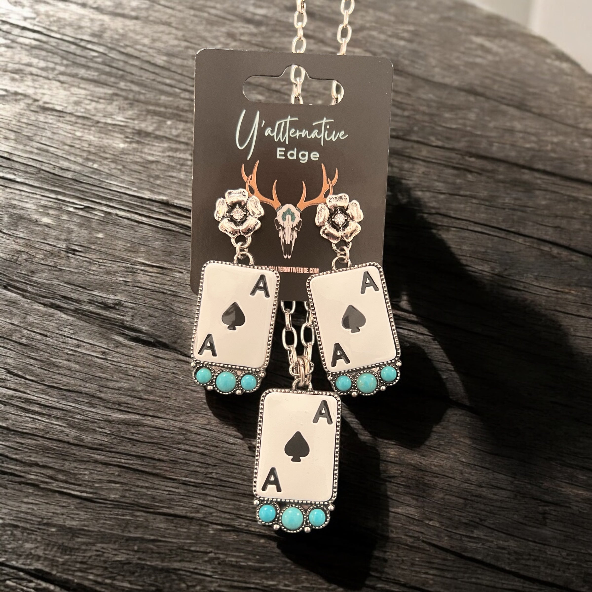 Lucky In La Vista Earrings