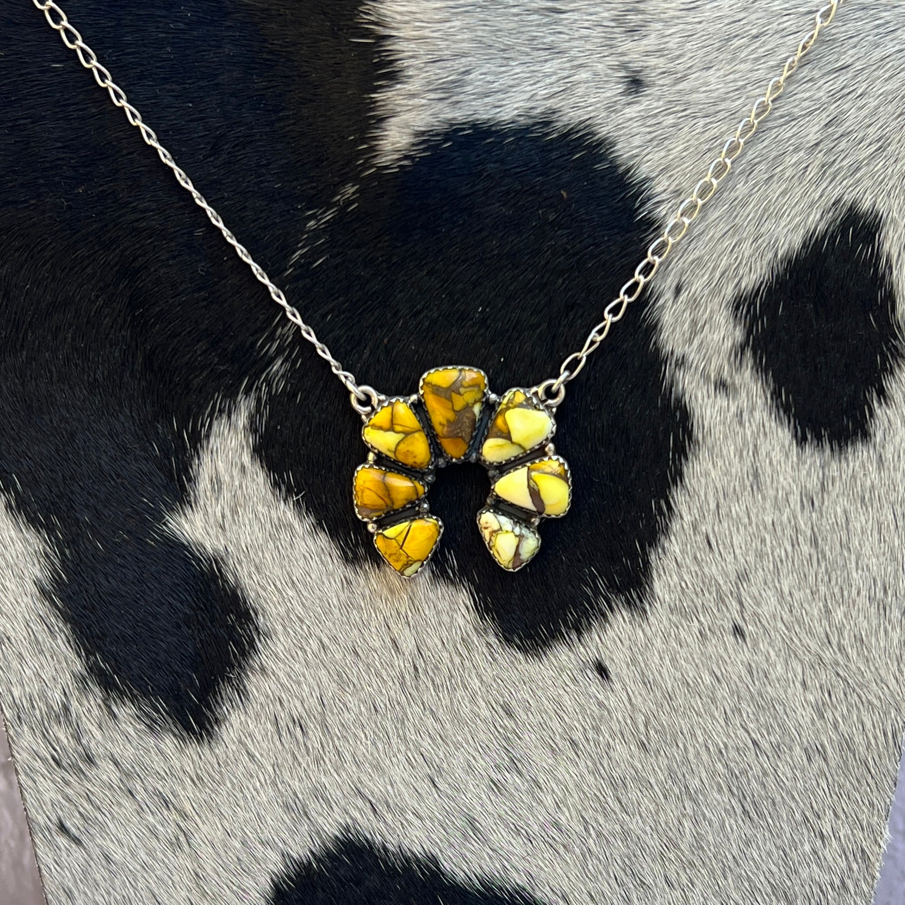 Honey Dahlia Naja Necklace