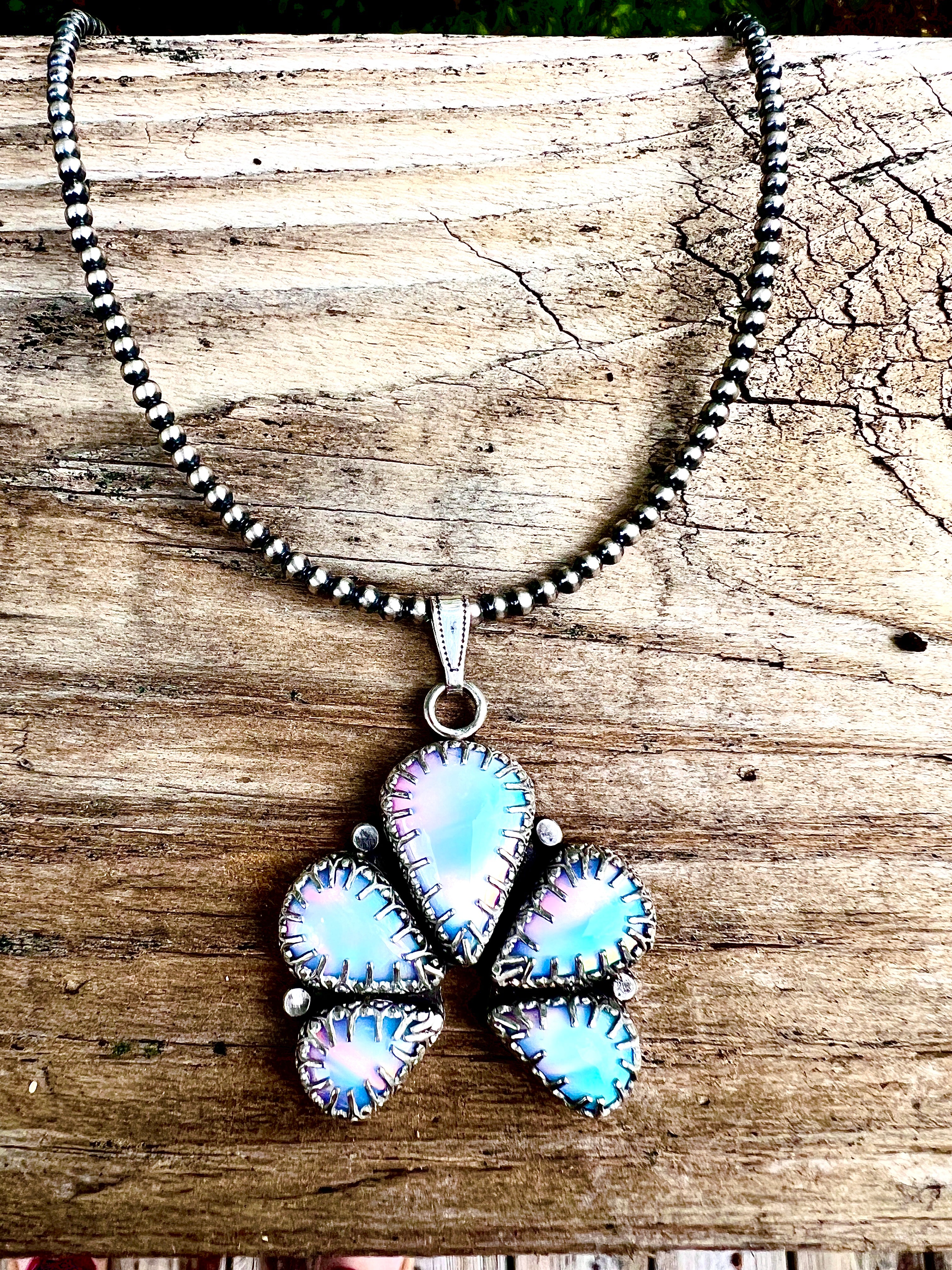 Opal Naja Pendant