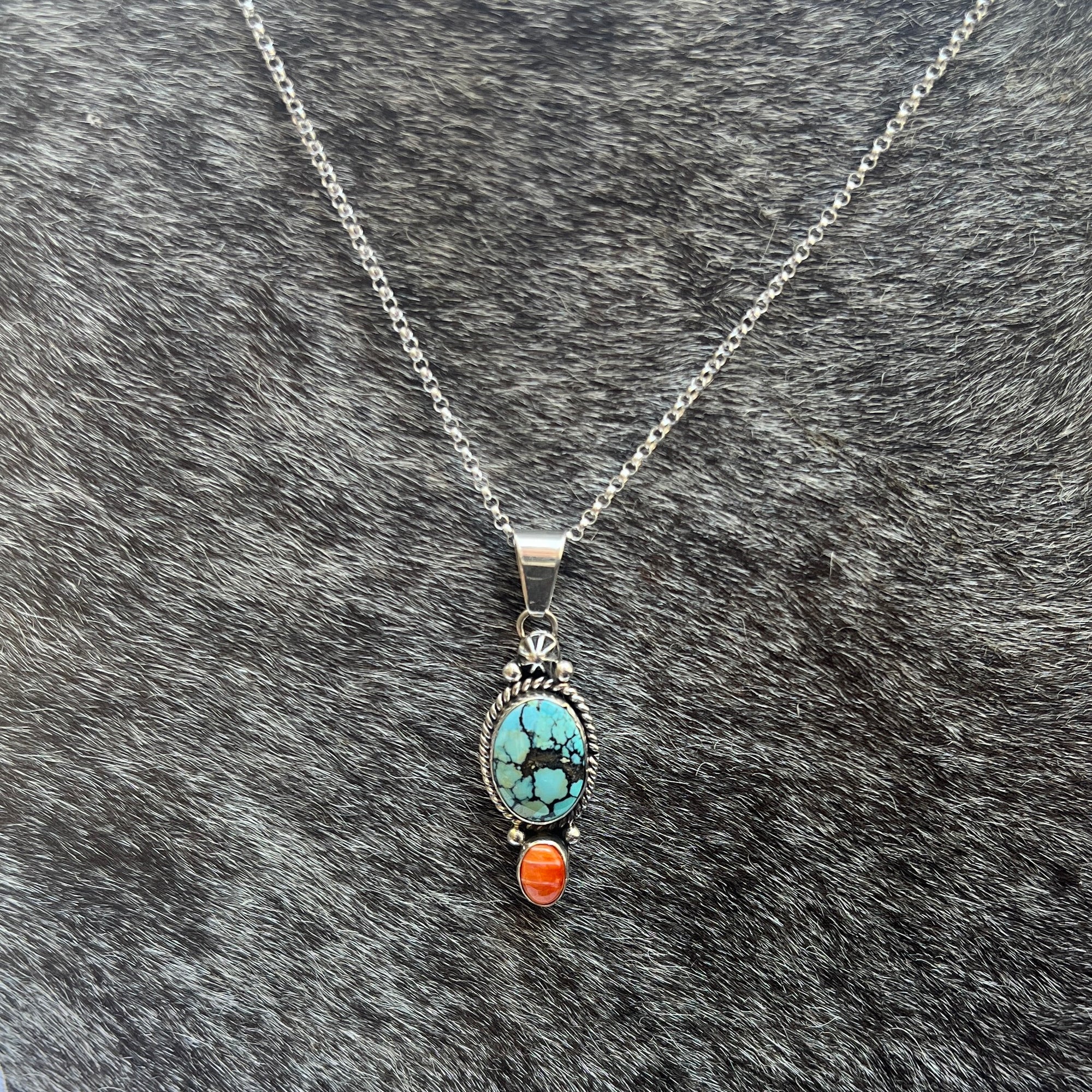 Hubi Turquoise & Spiny Necklace