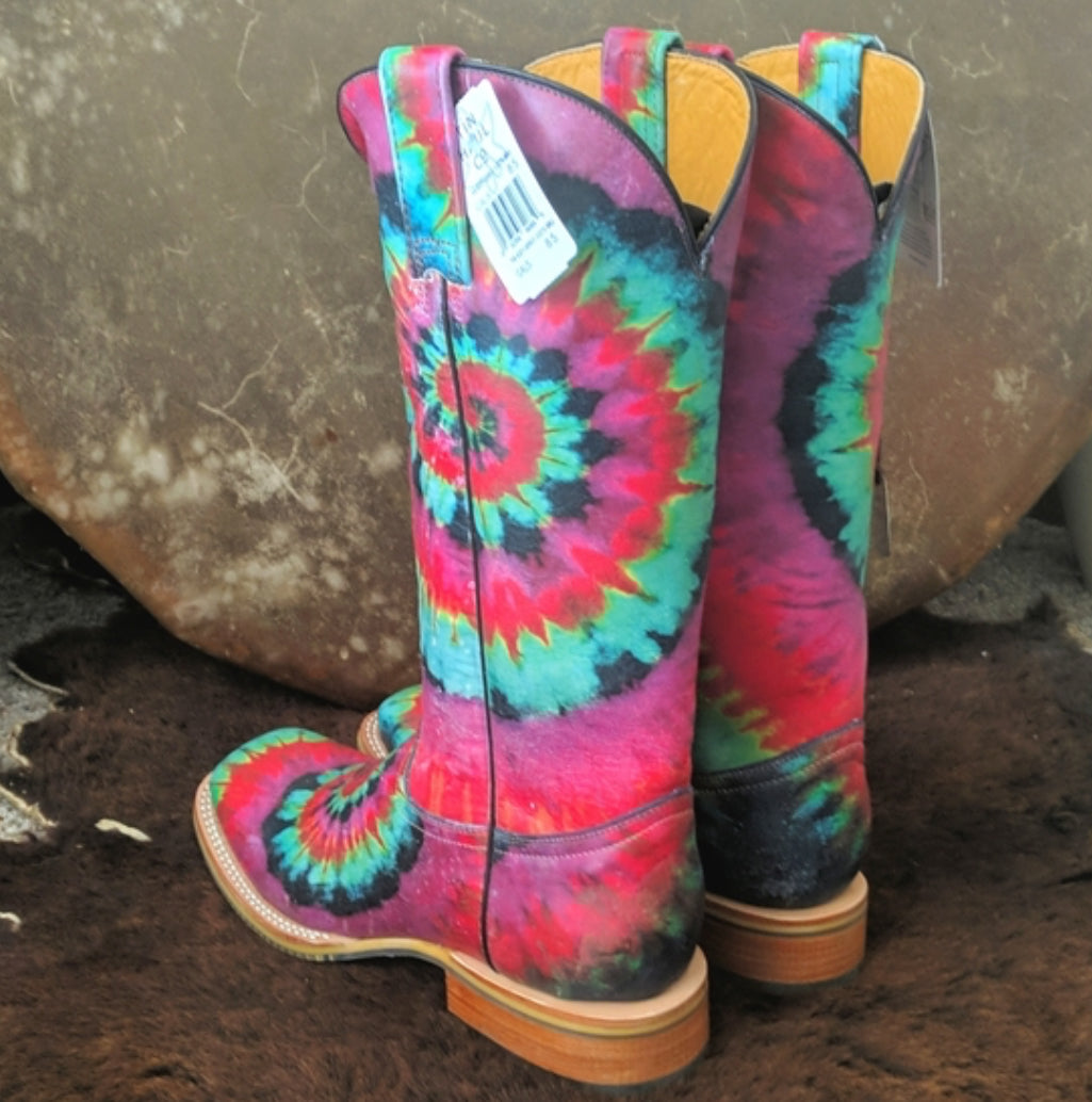 TinHaul Womens Groovy Boots: Multicolor