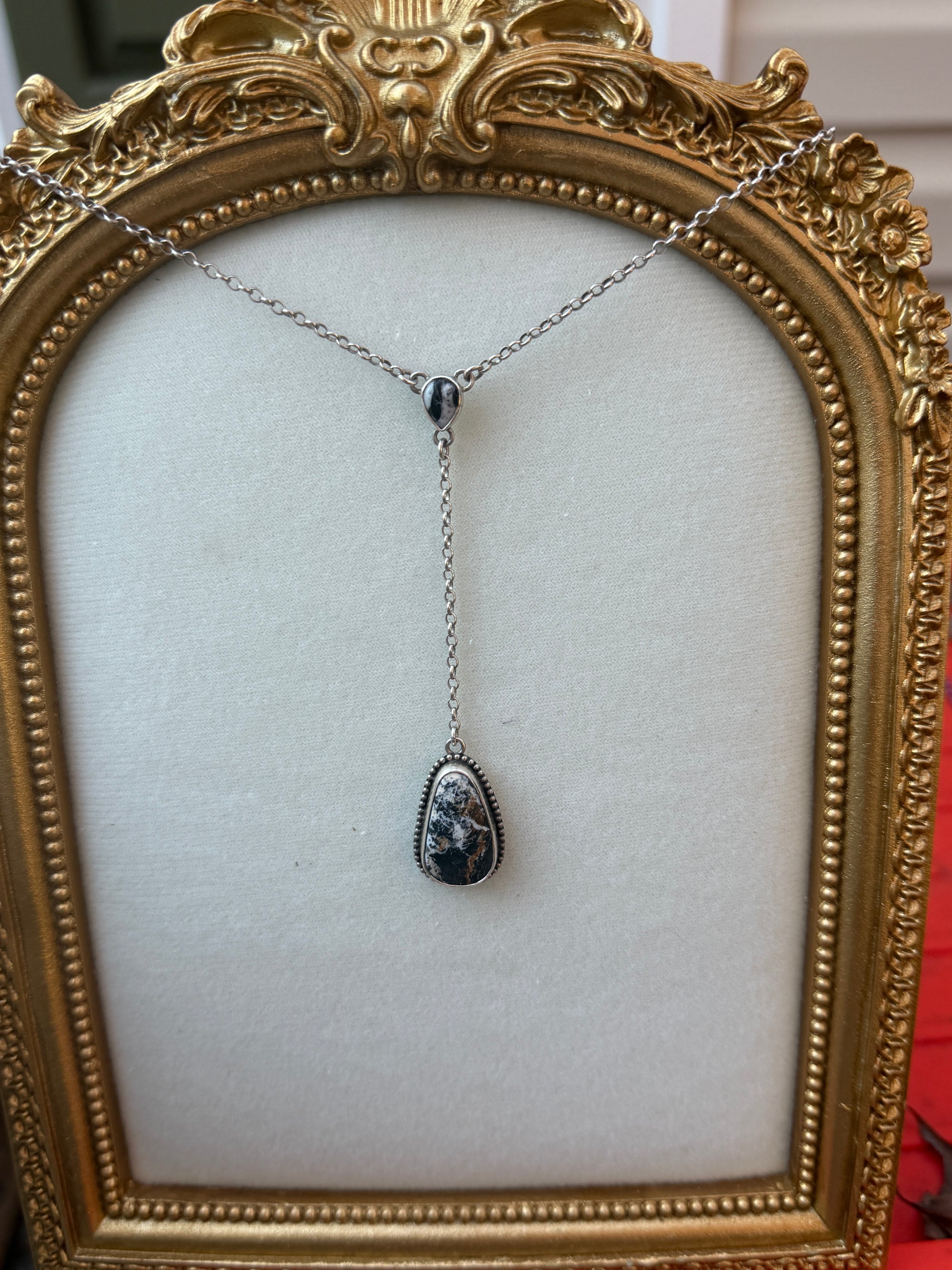 White Buffalo & Sterling Lariat