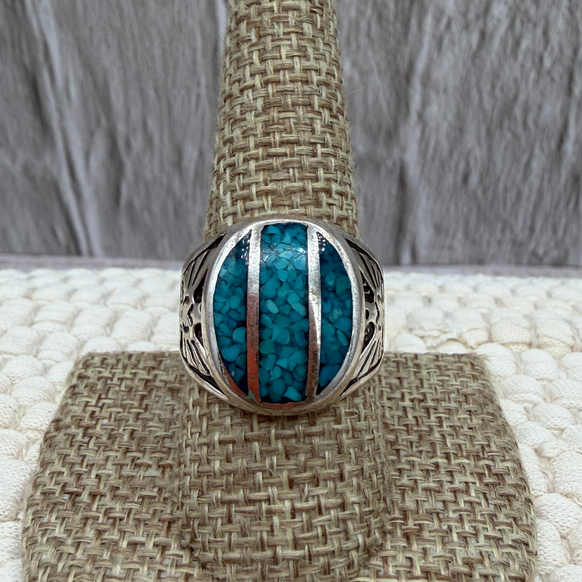 Immaculate Condition Vintage Inlay Ring-9