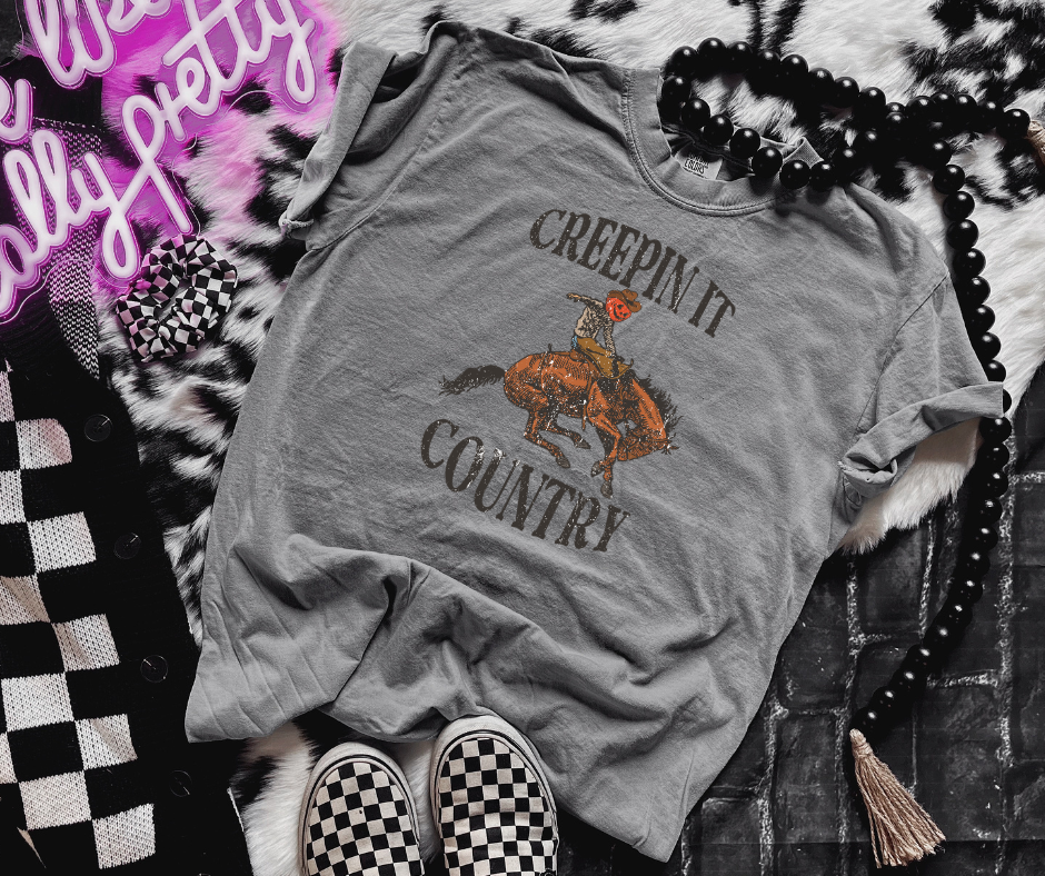 Creepin it Country Tee