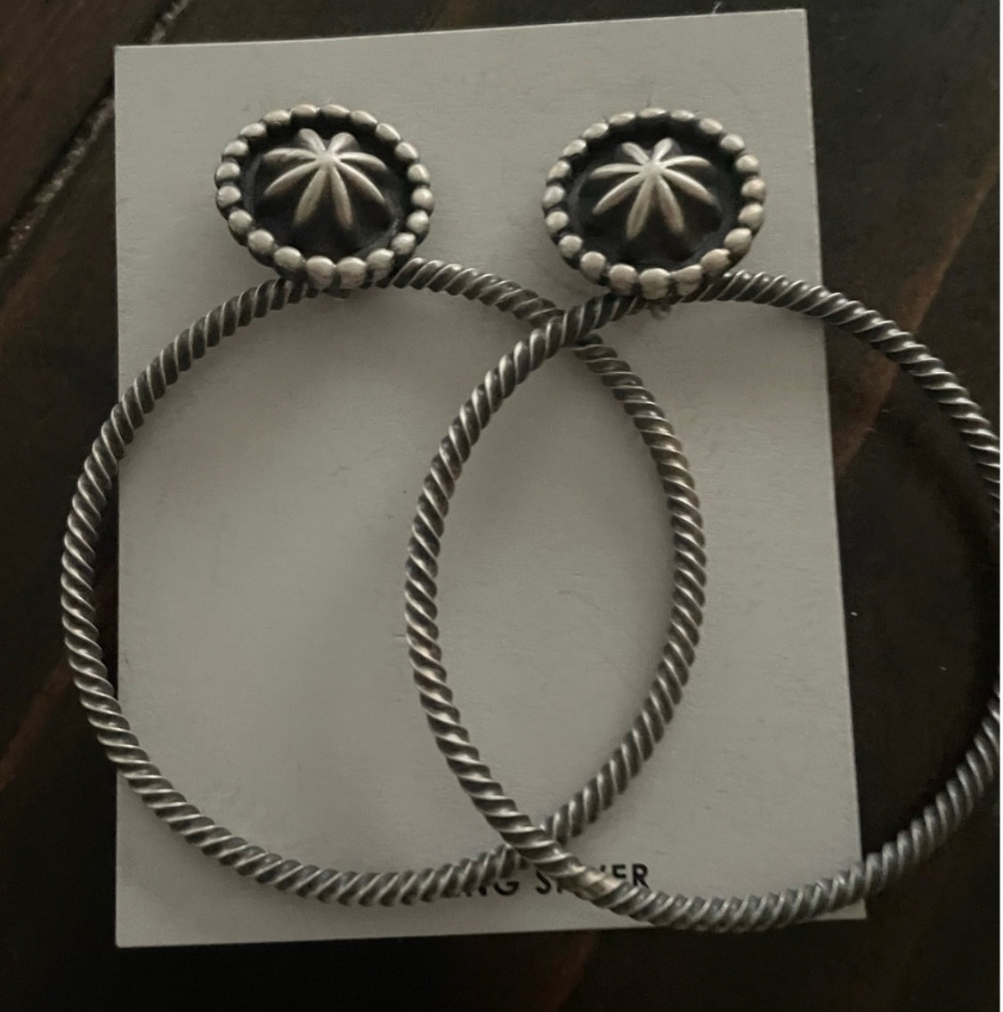 VERLEY BETONE | NAVAJO HANDMADE STERLING SILVER ROPE HOOP EARRINGS ON CIRCLE POST