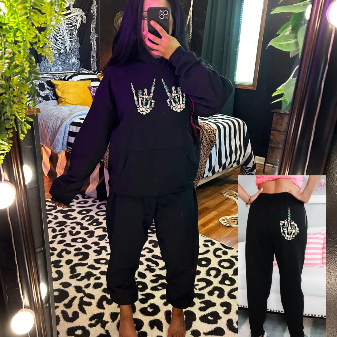 Hello, It’s a No Lounge Set