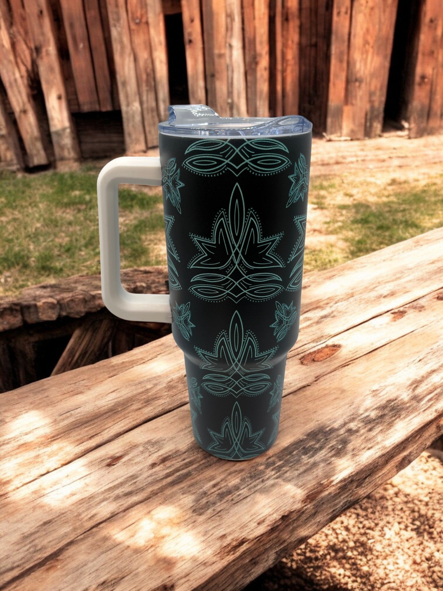 Turquoise Boot Stitch 40oz Tumbler