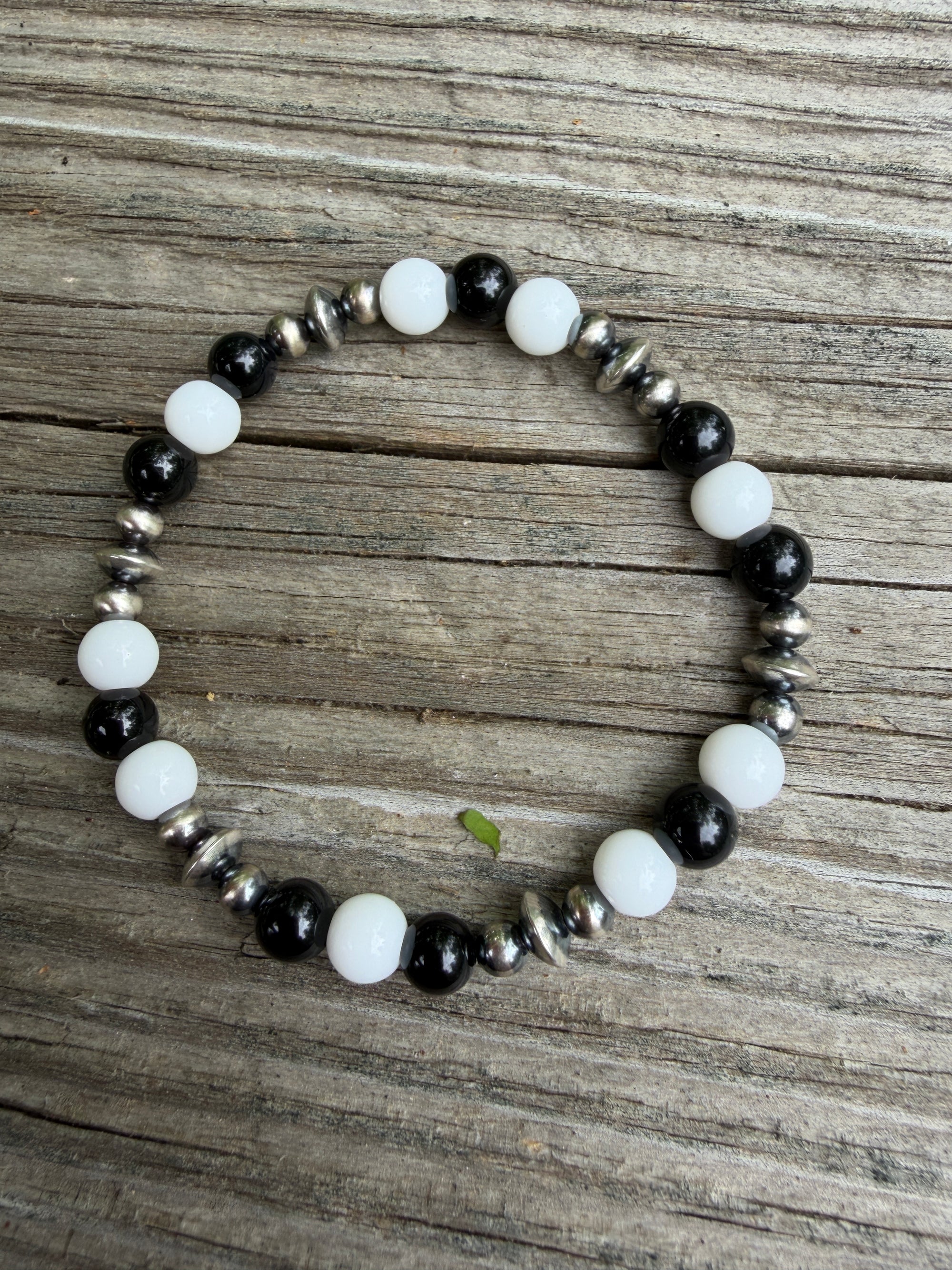 White & Black Onyx 5 3/4" Stretch Bracelet