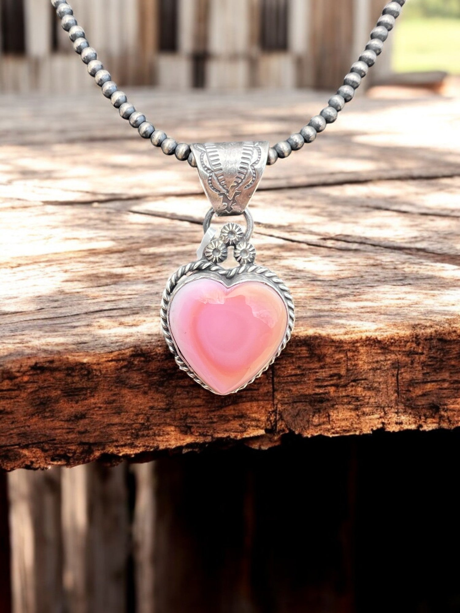 Queen Pink Conch Pendant