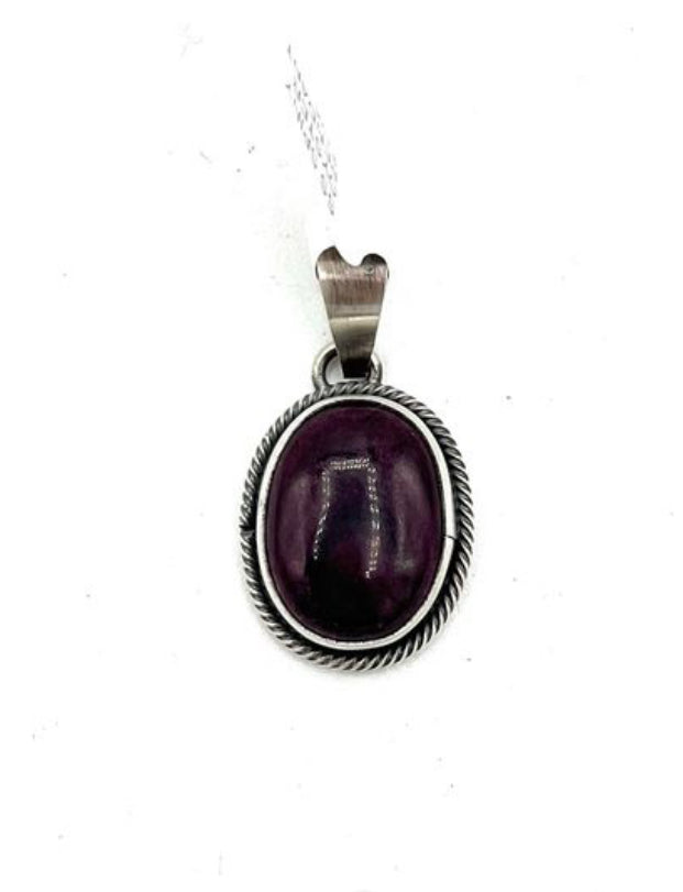 Navajo Handmade Purple Spiny Oyster Pendant