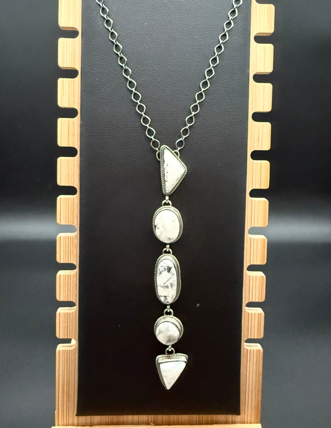 XL White Buffalo Lariat