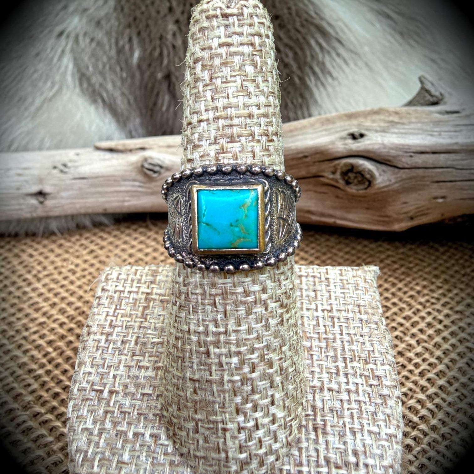 Discontinued Rockin’ Out Silver Ring – Vintage | Size 6