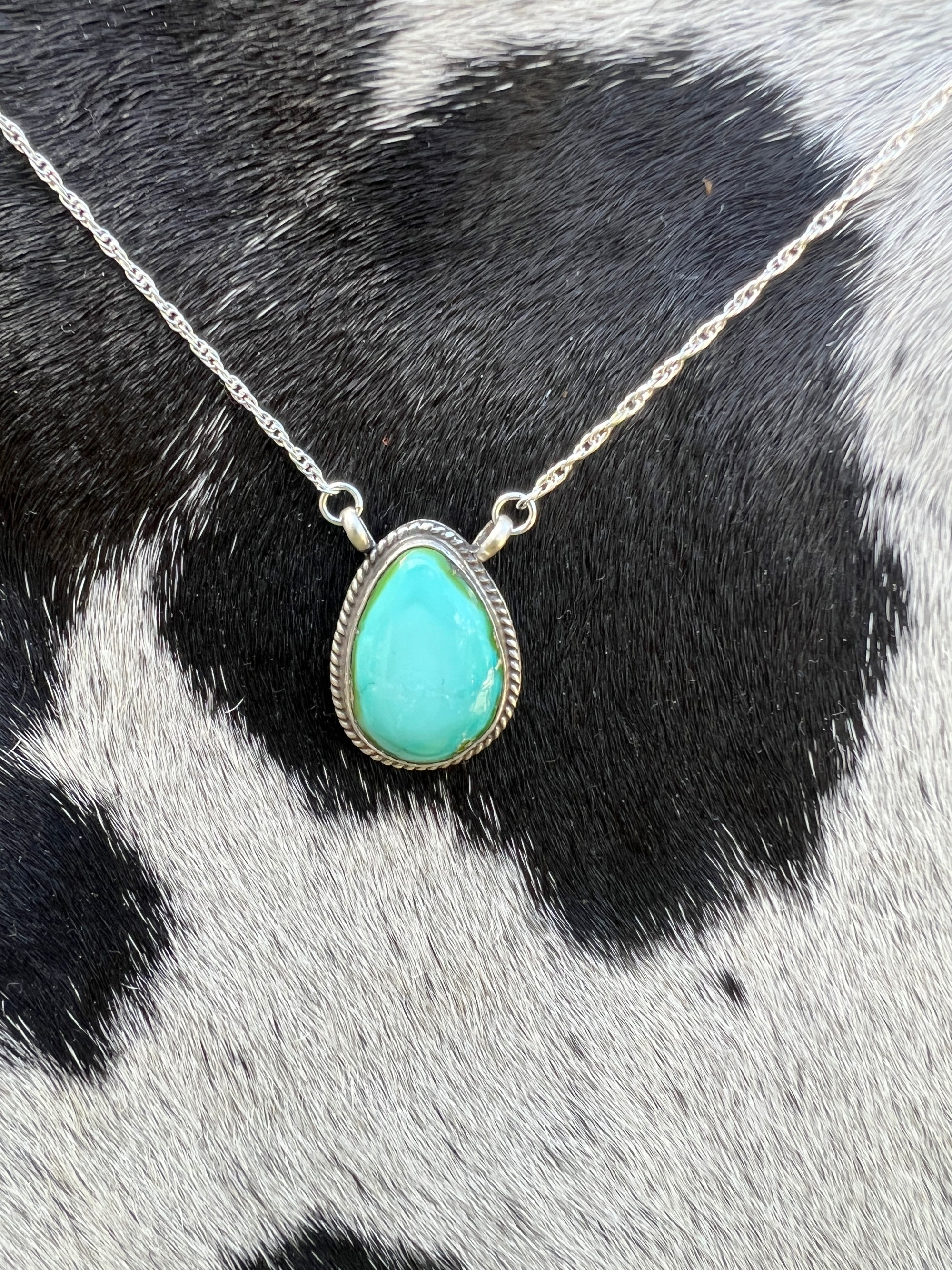 Navajo Handmade Sonoran Gold Necklace