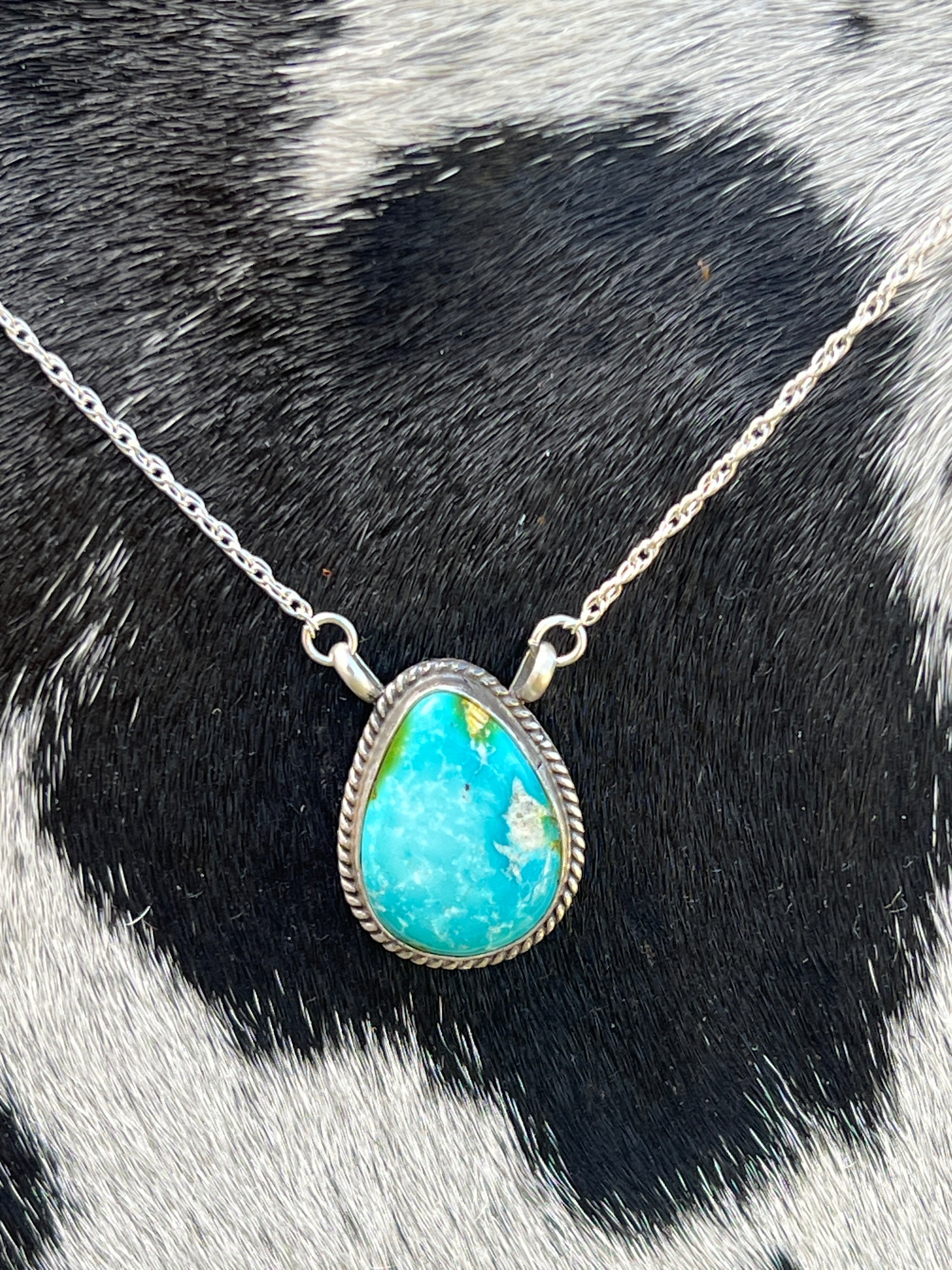 Navajo Handmade Sonoran Gold Necklace