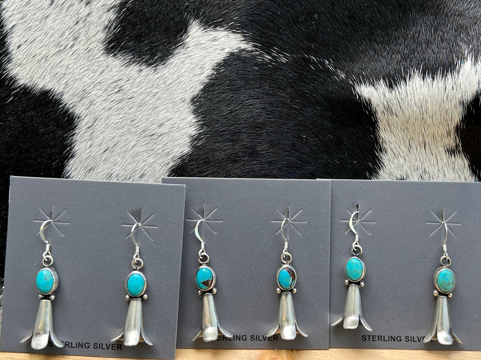 Navajo Handmade Kingman Turquoise Earrings - Robinson Martinez