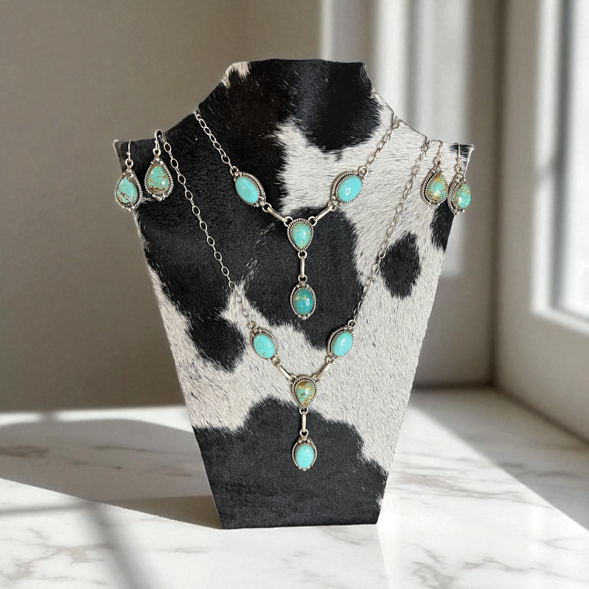 Mine 8 Lariat Necklace