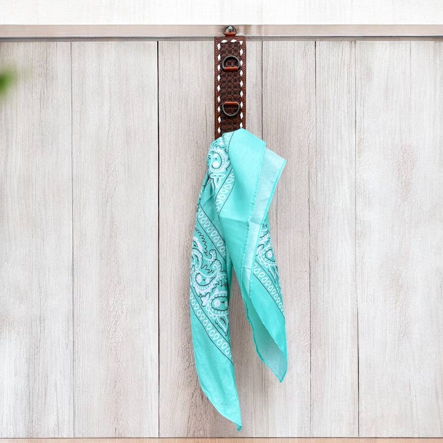 Tooled Vertical Wild Rag Display 